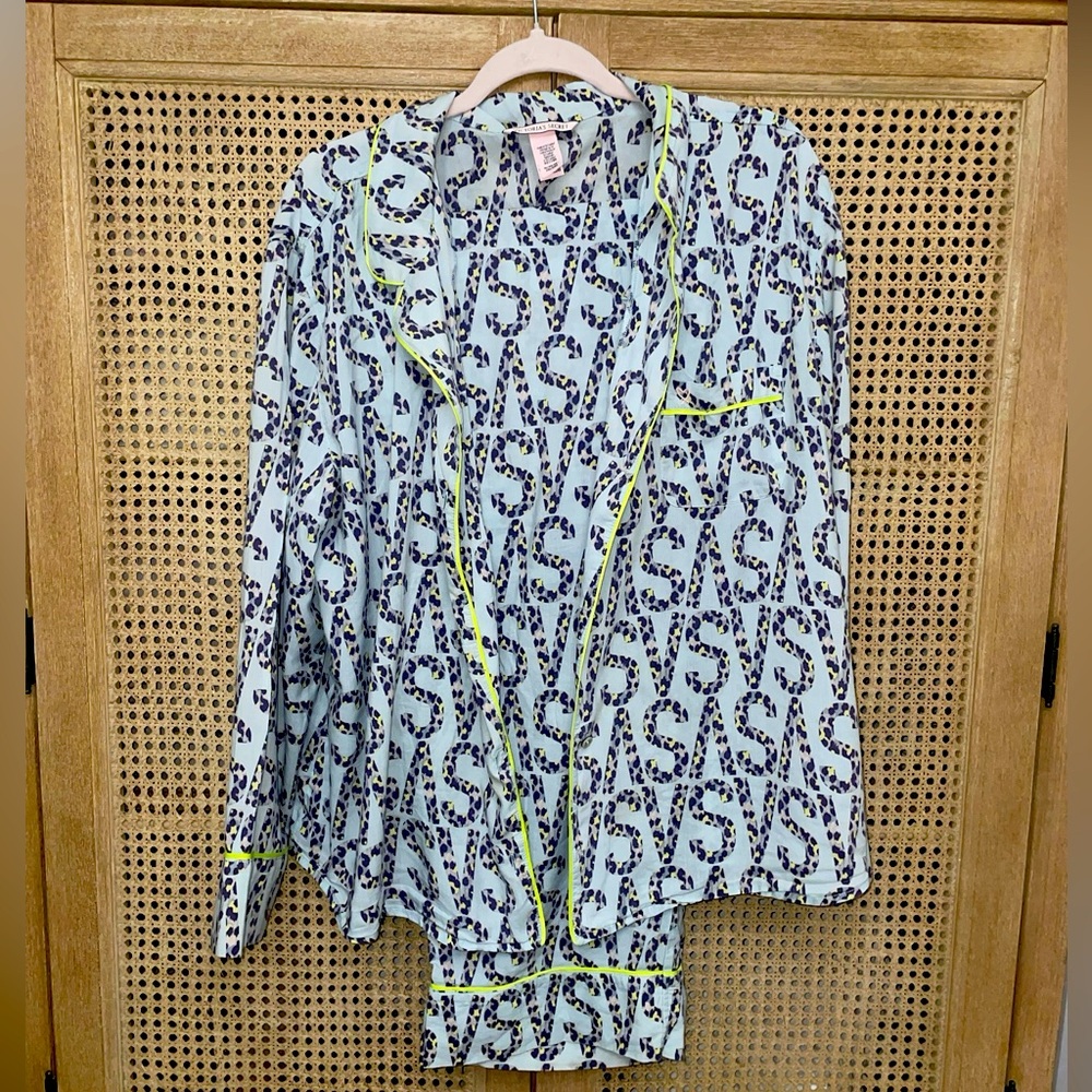 Victoria Secret 2PS PJ Pants and Long Sleeve button up top  Size XL